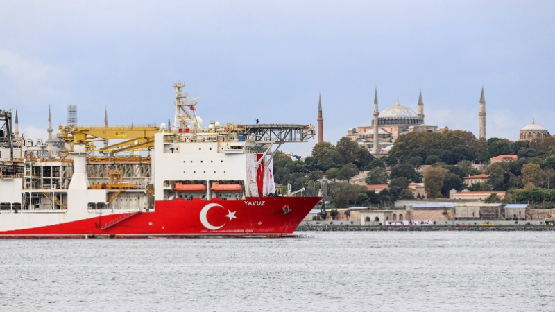 Yavuz sondaj gemisi Karadeniz'deki ilk görevi için yola çıktı