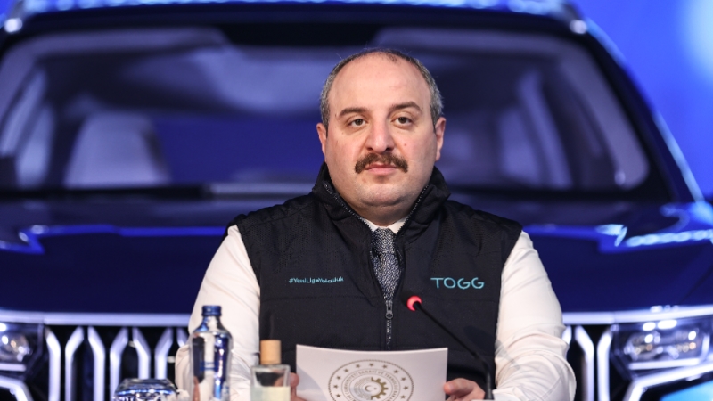 Bakan Varank, Türkiye'nin Otomobili'nin 2022'nin sonunda banttan inmiş olacağını bildirdi