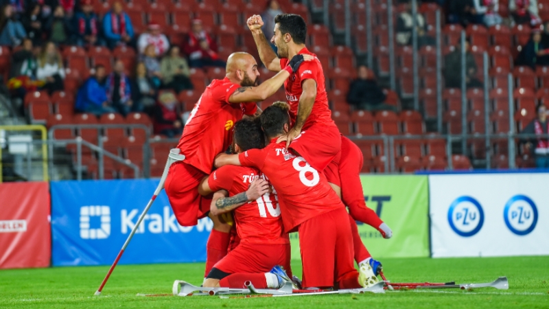 Ampute Futbol Milli Takımı, İspanya'yı yenerek Avrupa Şampiyonu oldu