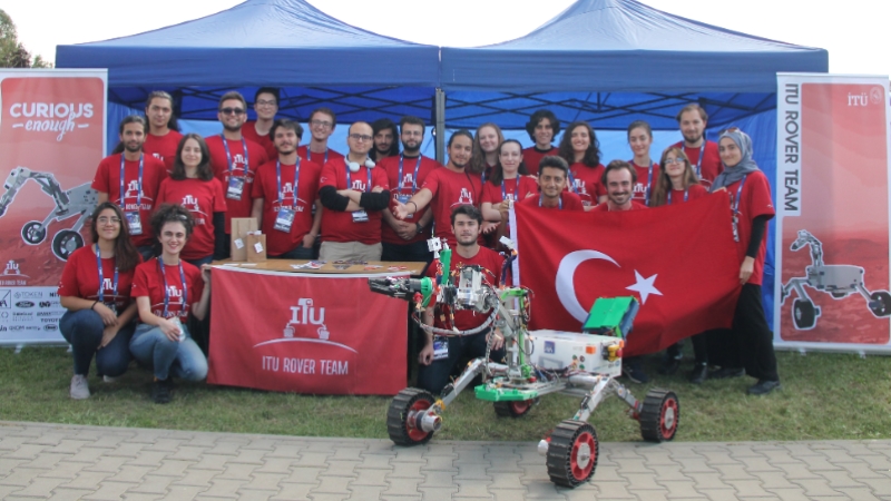 İTÜ Rover Takımı, Avrupa'nın en büyük uzay ve robotik yarışmasından 2 ödül kazandı