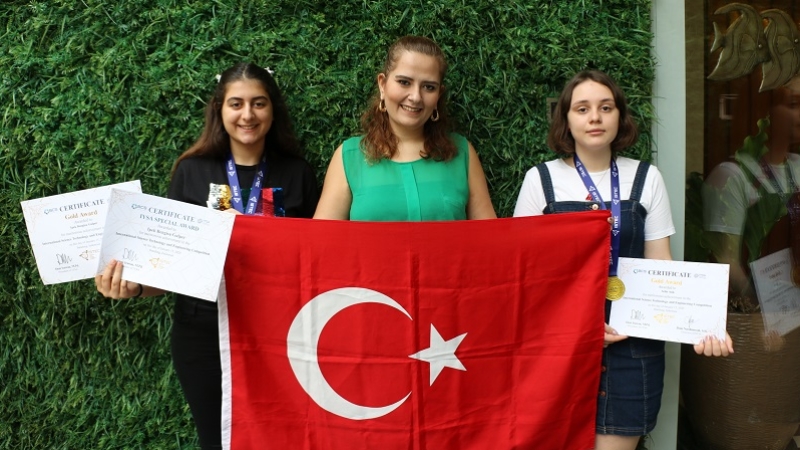 Türk öğrencilere bilim yarışmasında 2 altın madalya