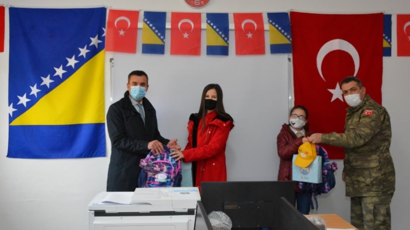 MSB'den Bosna Hersek'teki bir okula Türkçe dershanesi