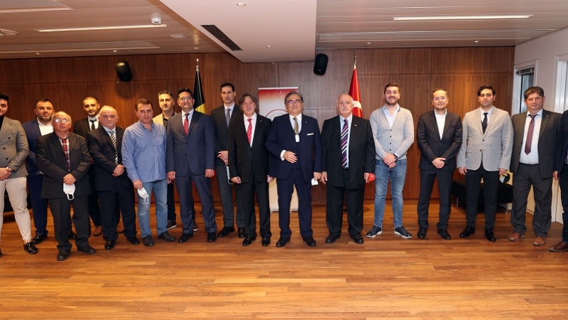 Belçika'da Türk futbol kulüpleri başkanları ve iş insanları buluştu