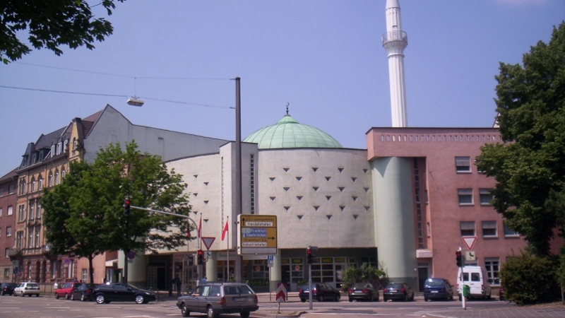Almanya'da Mannheim kentindeki cami ihbar nedeniyle boşaltıldı