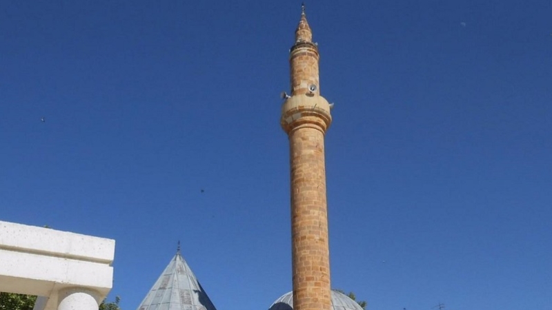 Bosna Hersek’te yapımı yarım kalan cami inşaatını Türkiye Diyanet Vakfı devraldı