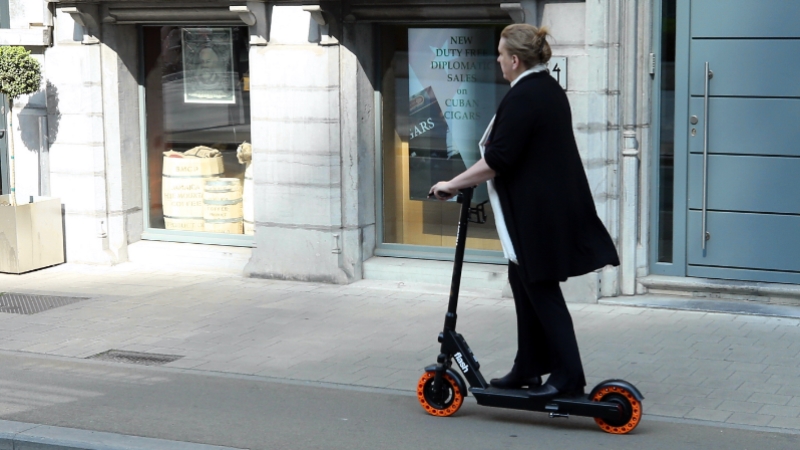 Brüksel'de elektrikli scooter çılgınlığı