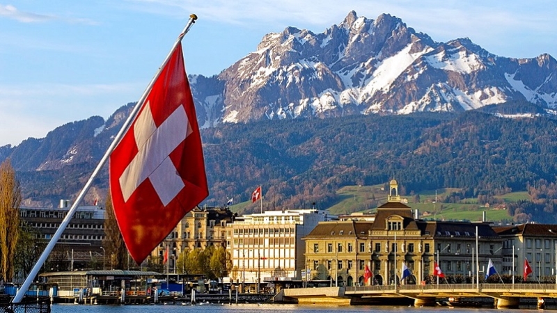 İsviçre'de FETÖ'cülerin iltica başvurusunda patlama