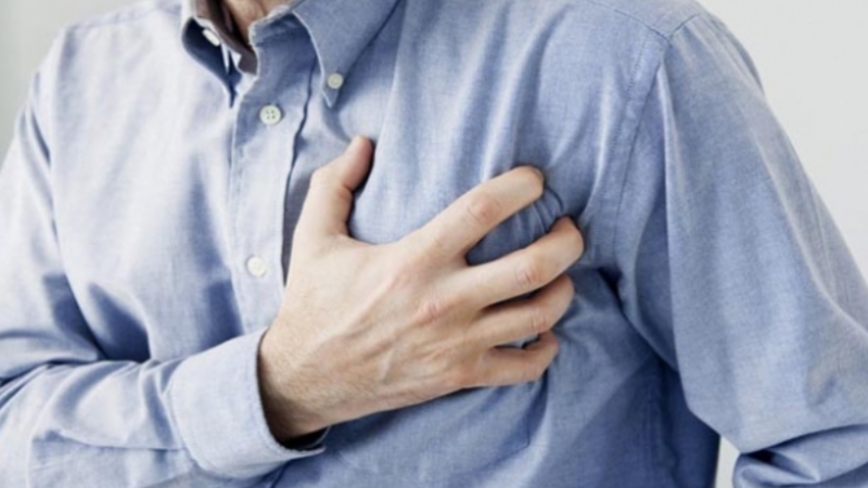 'Ağır olmayan kalp hastalığı yıllarca belirti vermeyebilir'