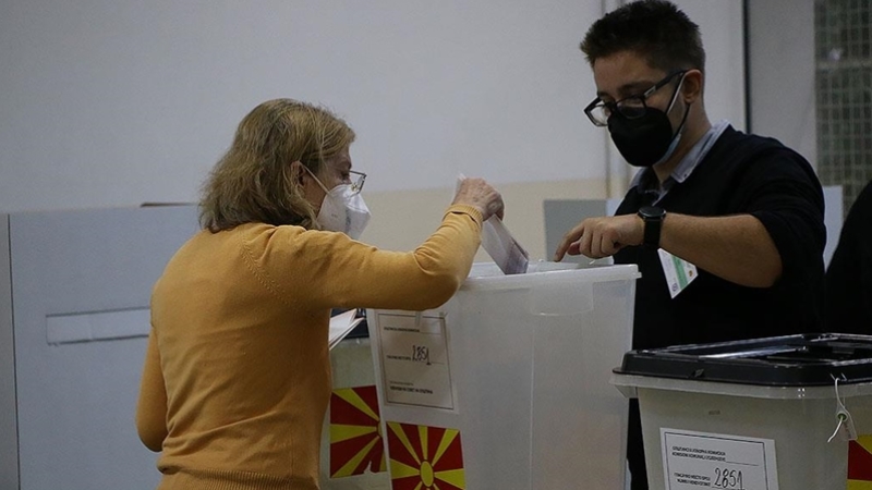 Kuzey Makedonya'daki yerel seçimlerin ilk sonuçları açıklandı