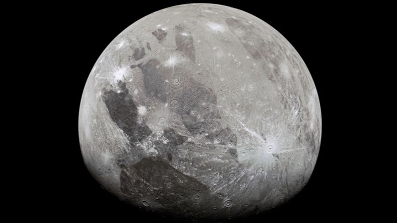 Jüpiter'in en büyük uydusu Ganymede'de su buharı bulundu