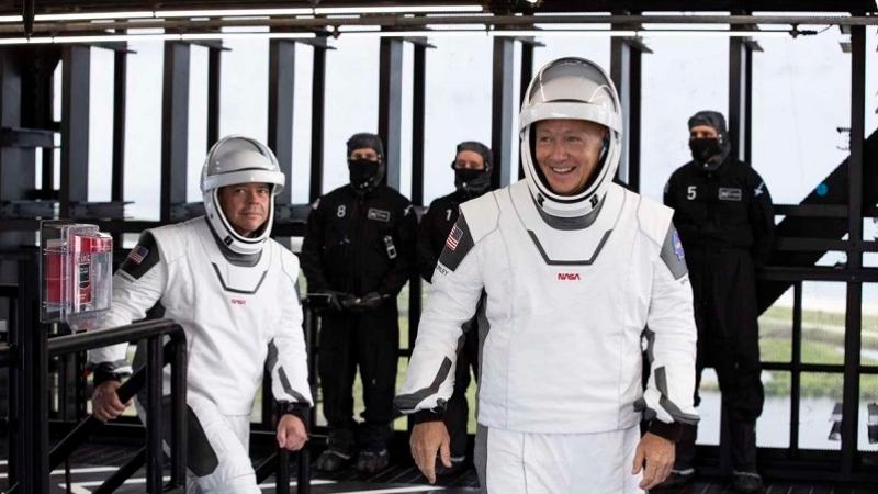 SpaceX tarafından uzaya gönderilen astronotlar Dünya'ya döndü