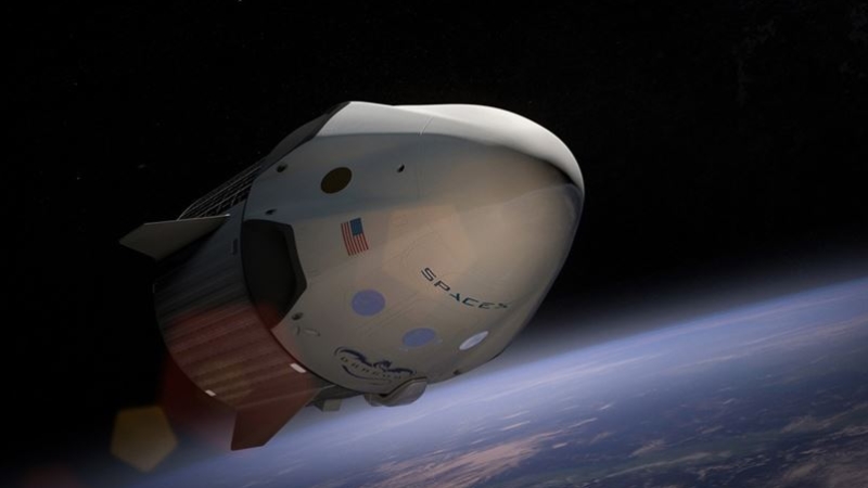 SpaceX ve Space Adventures uzay turizmi tarihini açıkladı