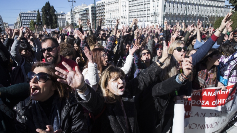Yunanistan'da öğretmenlerden protesto 
