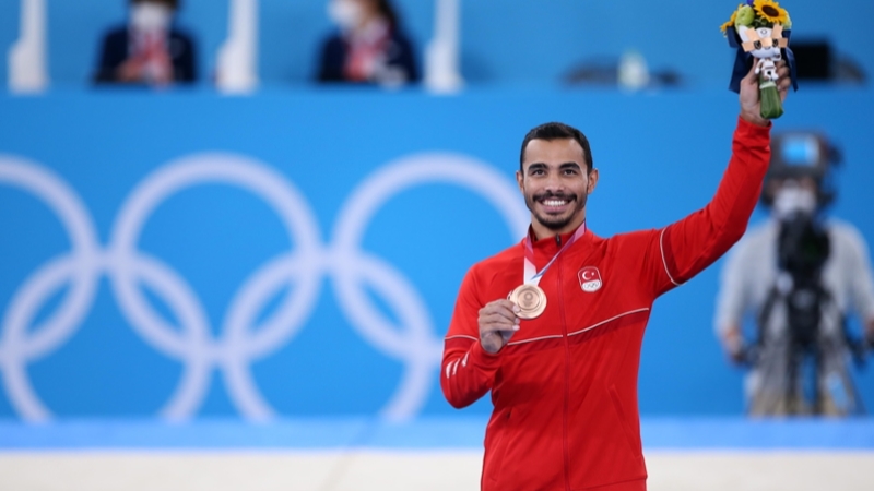 Ferhat Arıcan 2021'in en iyi erkek cimnastikçisi seçildi