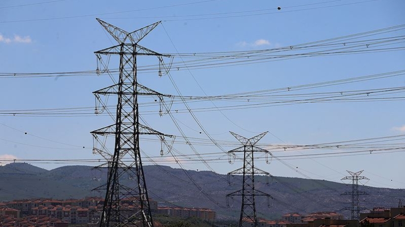 Elektrikte yerli üretimle 1,4 milyar dolar kasada kaldı