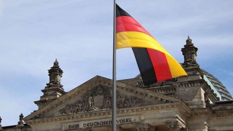 Almanya'da kamudaki kısıtlamaların 8,5 ay daha sürmesi bekleniyor