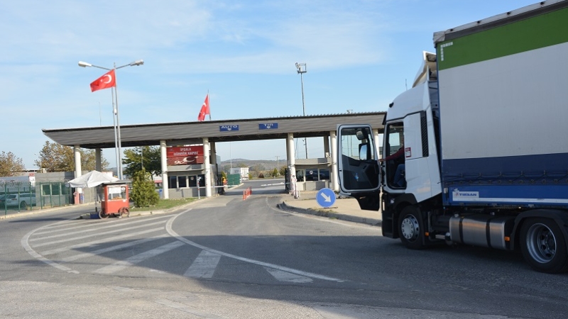 Yunanistan sınır kapısını 8 saat süreyle kapatacak