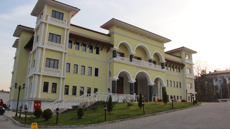 Makedonya'da markalaşmış bir üniversite: IBU