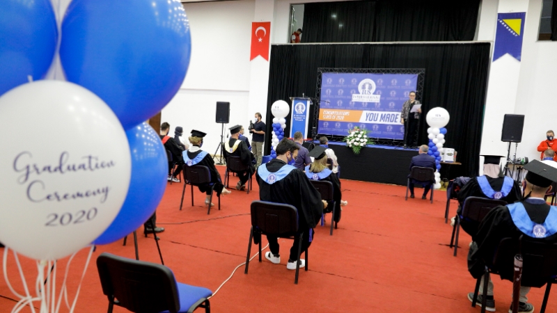 Uluslararası Saraybosna Üniversitesi 12'nci dönem mezunlarını verdi