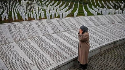 Srebrenitsa Anneleri Kayıplarını Arıyor